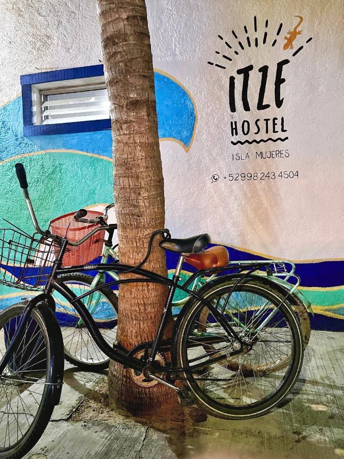 Itze Hostel Ісла-Мухерес Екстер'єр фото