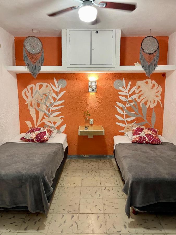 Itze Hostel Ісла-Мухерес Екстер'єр фото